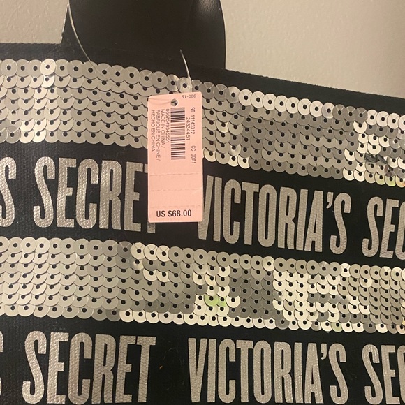 Victoria Secret Tote - Picture 2 of 2